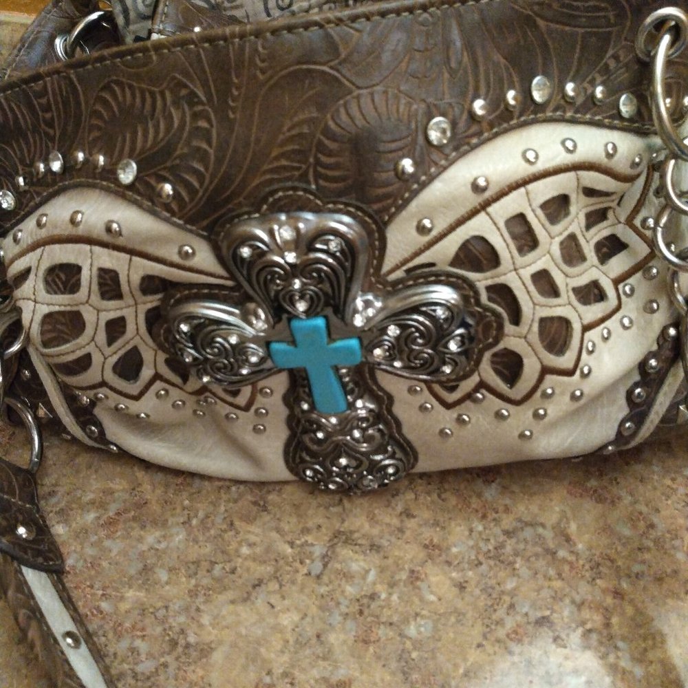 Hand bag